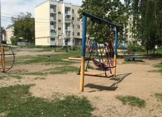 Продам 2-ком. квартиру, 53.6 м2, Гусь-Хрустальный, улица Старых Большевиков, 19А