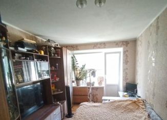 Продам 2-ком. квартиру, 40.6 м2, Старый Оскол, микрорайон Приборостроитель, 1