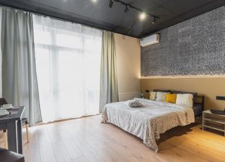 Сдается в аренду 1-ком. квартира, 38 м2, Геленджик, улица Олега Анофриева, 1к3, ЖК Алые Паруса