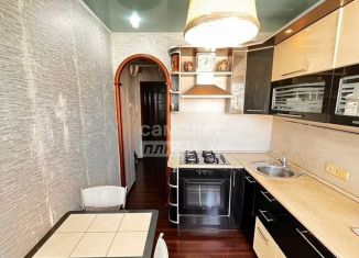 Продается 3-ком. квартира, 60.9 м2, Республика Башкортостан, Транспортная улица, 30