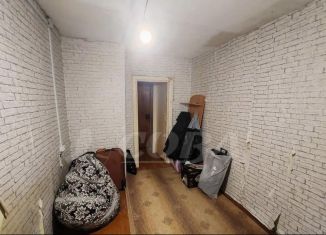 Продается 1-комнатная квартира, 12.7 м2, Тюменская область, улица Республики, 241