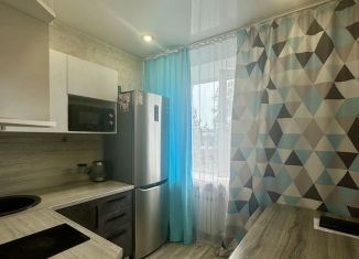 Продажа 2-комнатной квартиры, 45 м2, Новокузнецк, Транспортная улица, 25