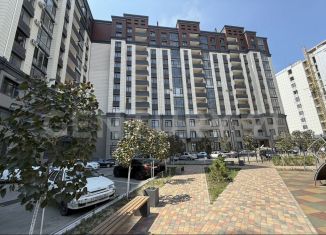 Продажа 2-ком. квартиры, 92 м2, Дагестан, улица М. Халилова, 3А