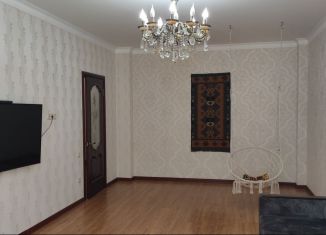 Сдаю трехкомнатную квартиру, 102 м2, Дагестан, улица имени Р. Зорге, 26