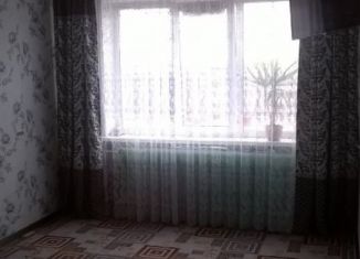 Продажа трехкомнатной квартиры, 70 м2, Алатырь, улица Комарова, 3