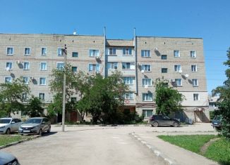 Продается двухкомнатная квартира, 46.4 м2, Ершов, улица Космонавтов, 21А