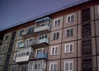 Продажа 3-комнатной квартиры, 58 м2, поселок городского типа Белогорск, Юбилейная улица, 14