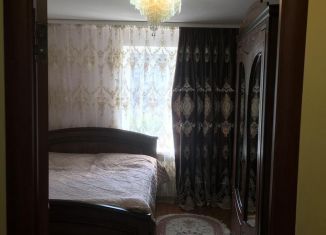 Продам 3-комнатную квартиру, 64 м2, Карачаевск, улица Ленина, 49