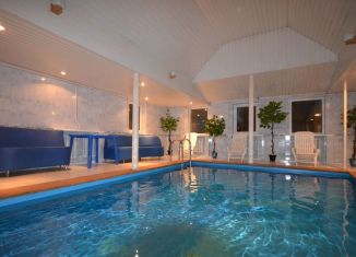 Сдается в аренду коттедж, 450 м2, деревня Молоденово, деревня Молоденово, 26