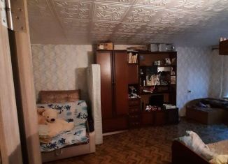 Продается 2-комнатная квартира, 53.3 м2, рабочий посёлок Чаадаевка, Центральная улица, 37