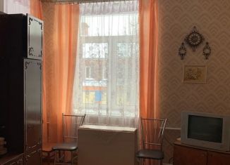 Продам двухкомнатную квартиру, 44 м2, Комсомольск, Советская улица, 6