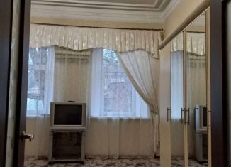 Аренда 2-комнатной квартиры, 56 м2, Таганрог, улица Розы Люксембург, 111