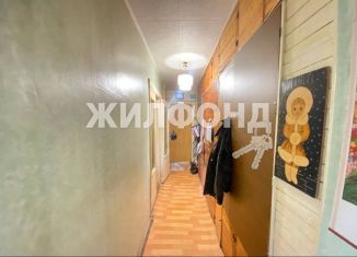 Продажа трехкомнатной квартиры, 60.2 м2, Новосибирск, Шатурская улица, 9, метро Студенческая