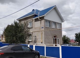Продажа дома, 150 м2, Азнакаево, улица Алмалык