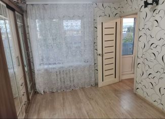 Сдача в аренду комнаты, 21 м2, Ирбит, улица Азева, 35