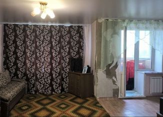 Продается однокомнатная квартира, 35.5 м2, поселок городского типа Емельяново, Урожайная улица, 7