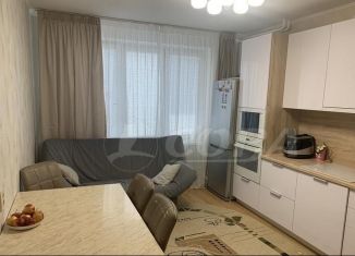 Продается 3-ком. квартира, 80 м2, Тюмень, улица Николая Зелинского, 19, ЖК Семейный