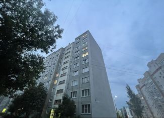 3-комнатная квартира на продажу, 65 м2, Киров, улица Чернышевского, 3