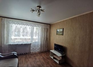 Сдам в аренду однокомнатную квартиру, 30 м2, Самарская область, улица Лазо, 33