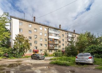 Продам 3-комнатную квартиру, 59.1 м2, Пермский край, Сысольская улица, 15/3