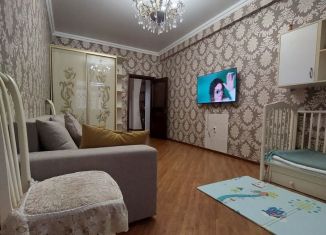 Сдаю 1-ком. квартиру, 51 м2, Дагестан, проспект Насрутдинова, 109