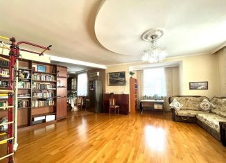 Продажа 4-ком. квартиры, 149 м2, Татарстан, Университетская улица, 20