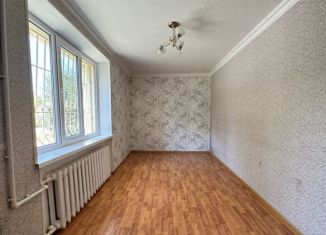 Продам 2-комнатную квартиру, 52 м2, Грозный, улица Л.Е. Цеповой, 112