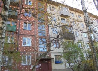 Продам 3-ком. квартиру, 57 м2, Санкт-Петербург, Северный проспект, 87к4, Калининский район