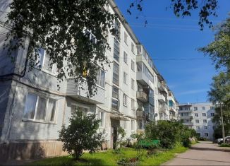 3-ком. квартира на продажу, 59 м2, Малая Вишера, Лесная улица, 14Б