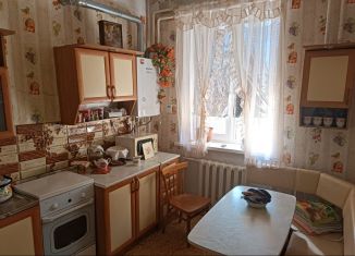 2-комнатная квартира на продажу, 48 м2, поселок городского типа Шолоховский, улица 40 лет Октября, 10