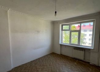 Продажа 4-комнатной квартиры, 101.5 м2, Грозный, улица Л.Д. Даниева, 26