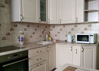 Сдам в аренду однокомнатную квартиру, 41 м2, Дмитров, микрорайон имени В.Н. Махалина, 40