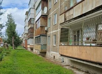 Продается 2-ком. квартира, 47 м2, Свердловская область, улица Максима Горького, 15А