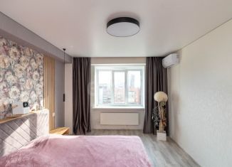 Продается 2-ком. квартира, 58 м2, Тюмень, улица Щербакова, 142к4