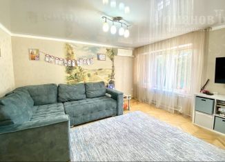 Продажа 3-ком. квартиры, 71 м2, Ставропольский край, улица Мира, 358