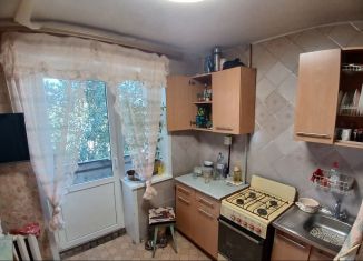 Трехкомнатная квартира на продажу, 64 м2, Волгоград, улица 51-й Гвардейской Дивизии, 46