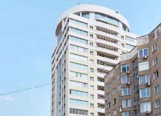 Продаю 3-комнатную квартиру, 115 м2, Ростов-на-Дону, Кировский район, Социалистическая улица, 150