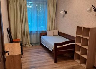 Сдается в аренду комната, 12 м2, Санкт-Петербург, Крюкова улица, 1