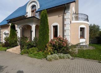 Продам дом, 318.5 м2, посёлок Большое Исаково, улица Елистратова, 1А