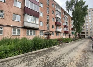 Продается 2-ком. квартира, 43 м2, Удмуртия, улица Мира, 36