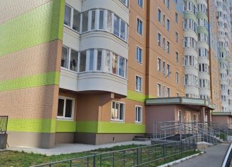 Сдается 2-ком. квартира, 57 м2, Курская область, улица Евгения Клевцова, 18