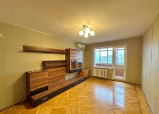 Продается 3-ком. квартира, 78 м2, Краснодар, Уральская улица, 180