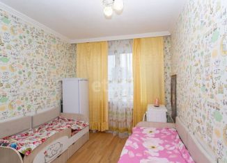 Продается трехкомнатная квартира, 65 м2, Тобольск, 8-й микрорайон, 45