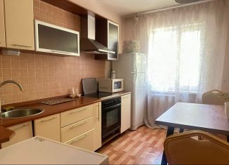 Сдается однокомнатная квартира, 37 м2, Казань, Чистопольская улица, 25