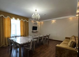 Сдаю в аренду коттедж, 308 м2, Республика Башкортостан, Киевская улица, 8