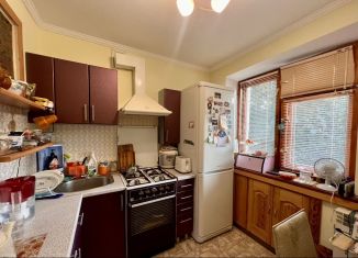 Продам 3-комнатную квартиру, 41.6 м2, Курск, улица Льва Толстого, 7А