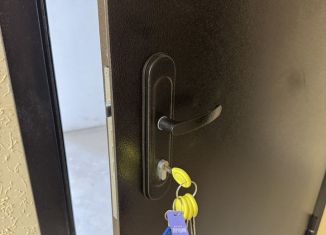 Продаю 2-ком. квартиру, 49 м2, Краснодар, улица Петра Метальникова, 36, ЖК Лучший