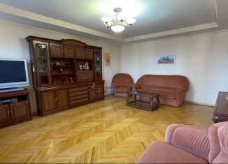 Сдаю 3-комнатную квартиру, 106 м2, Республика Башкортостан, улица Гафури, 54