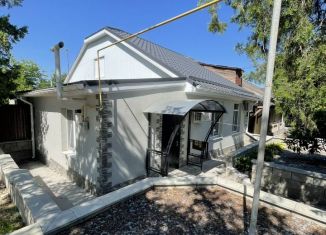 Продается 2-комнатная квартира, 57.4 м2, Бахчисарай, Кооперативная улица, 5