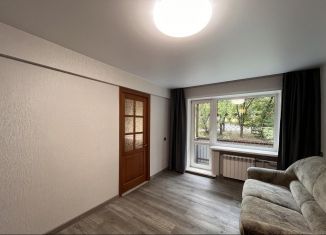 Сдаю в аренду двухкомнатную квартиру, 45 м2, Иркутск, Байкальская улица, 163